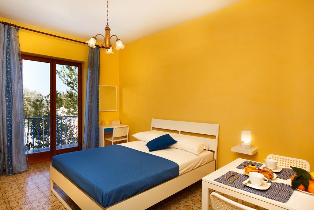 B&B Sorrento Sunshine Ruang foto